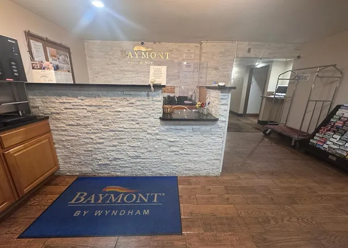 Baymont & 2*