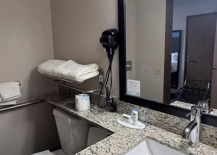 Hotel Baymont &
