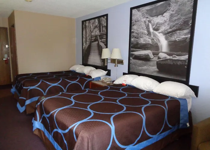 Hotel Baymont &